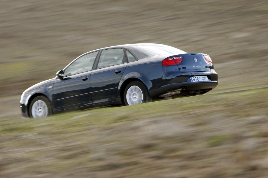  Seat Exeo 2009 года  (фото 130 из 180)